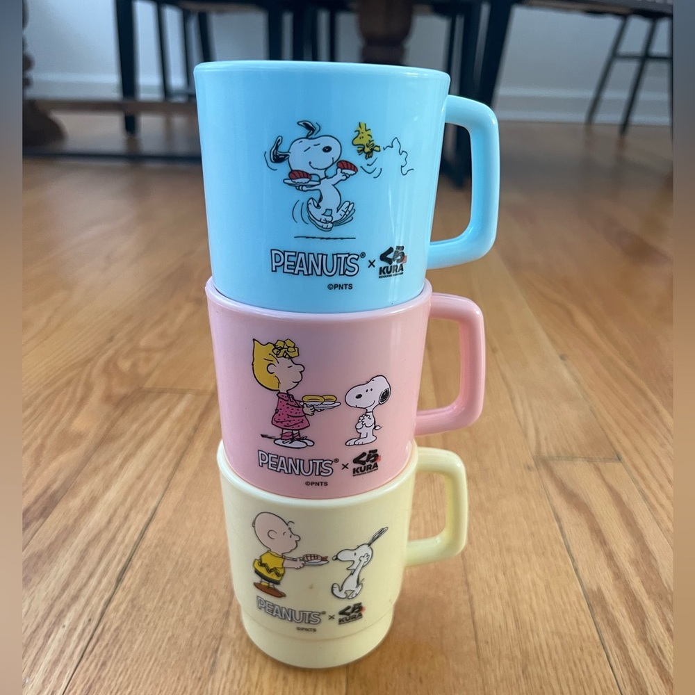 Vintage- Kura x Peanuts Snoopy Stackable Cups mugs